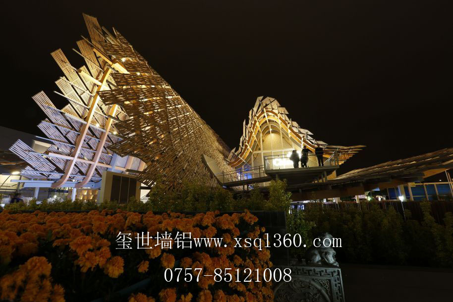 墻鋁廠家與您關(guān)注米蘭世博會雄偉建筑